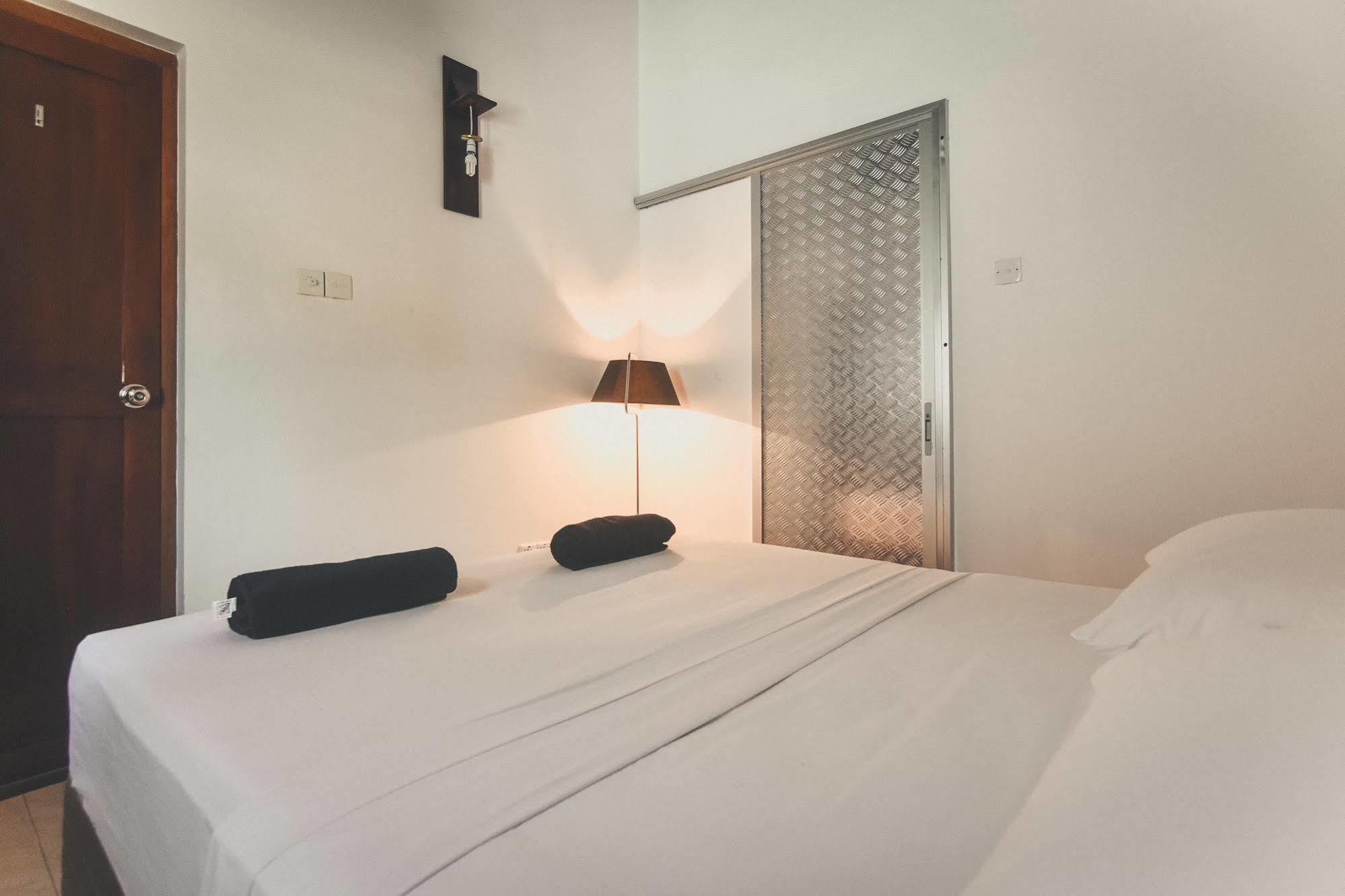 Bunkyard Hostels Colombo Luaran gambar